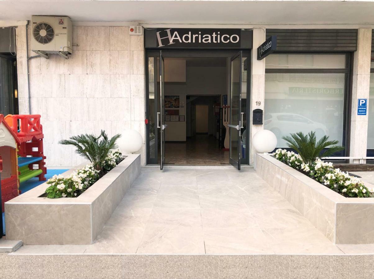 Hotel Adriatico บิบิโอเน ภายนอก รูปภาพ